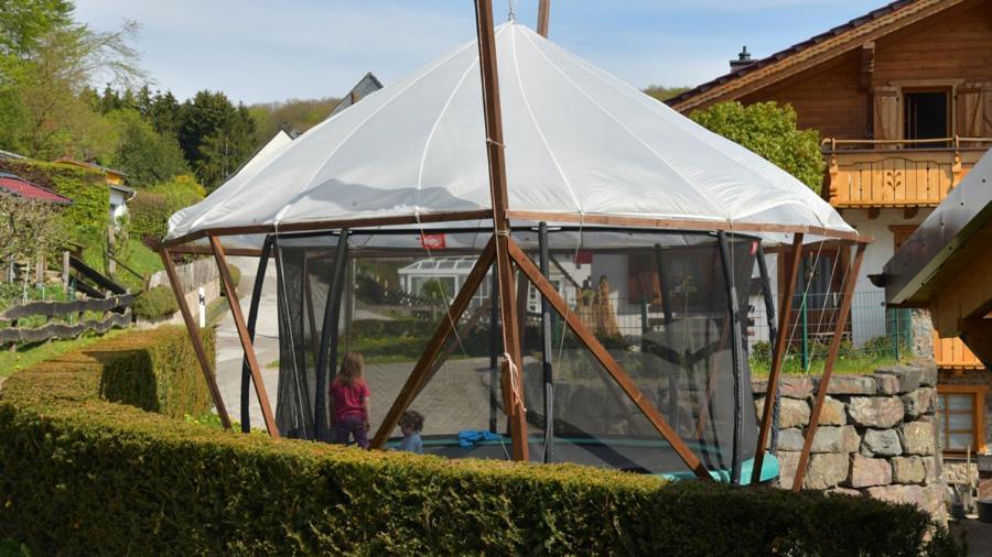 Apartamento Haus Alpenrose Zum Vic Wermelskirchen Exterior foto