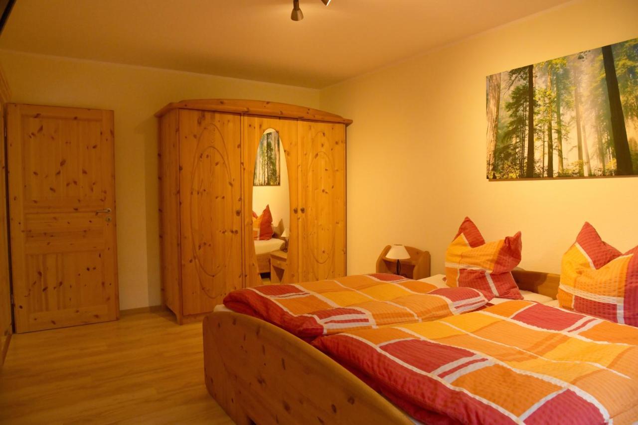 Apartamento Haus Alpenrose Zum Vic Wermelskirchen Exterior foto